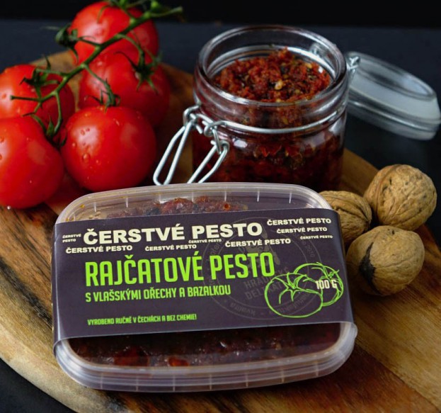 ČERSTVÁ PESTA A TAPENÁDY